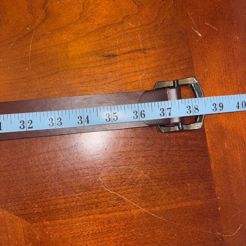 Guess Belt‎ | Mens Brown Leather | Silver Tone Buckle | Casual Fashion Accessory